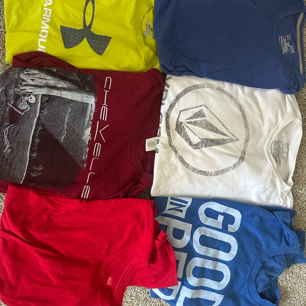 Under Armour Yellow Short Sleeve Tee